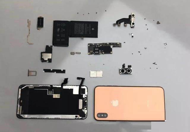 iPhone XS Max内部做工怎么样?苹果XS MAX拆解图解评测