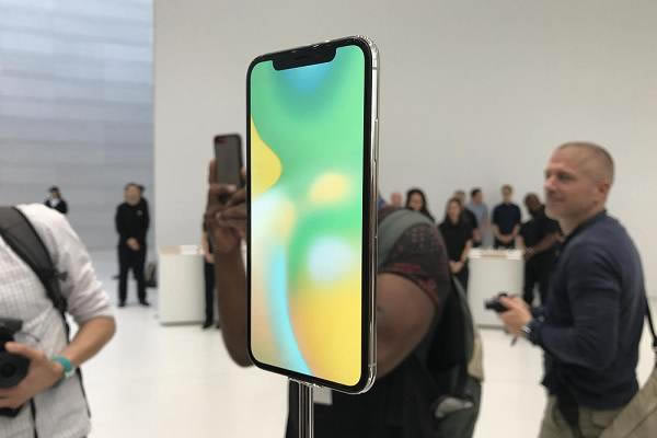 小米MIX2和iphoneX哪个值得买?小米MIX2和iphoneX区别对比详细评测