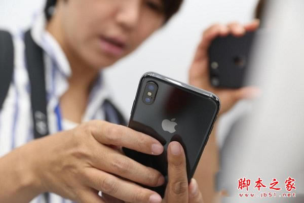 小米MIX2和iphoneX哪个值得买?小米MIX2和iphoneX区别对比详细评测