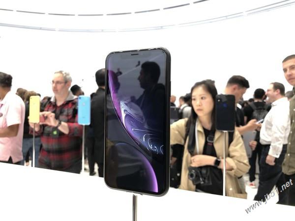 iphone XR怎么样?iphoneXR开箱图赏_手机评测_手机学院_本站