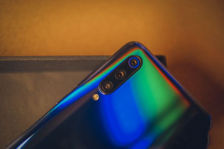 小米9和iPhone XR哪个值得买 小米9和iPhone XR手机区别对比_手机评测_手机学院_本站