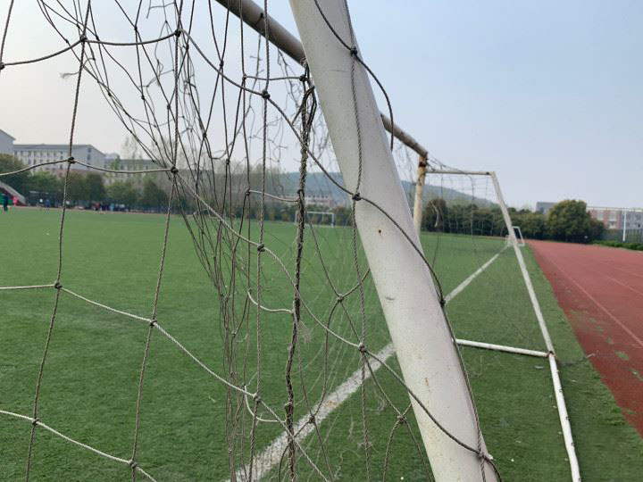 小米9和iPhone XR哪个值得买 小米9和iPhone XR手机区别对比_手机评测_手机学院_本站