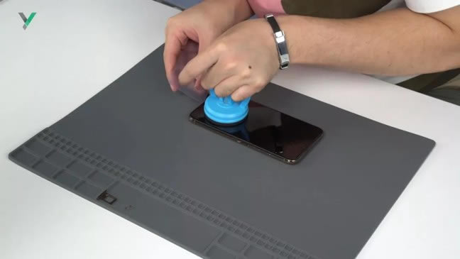 iPhone XS Max内部做工怎么样?苹果XS MAX拆解图解评测