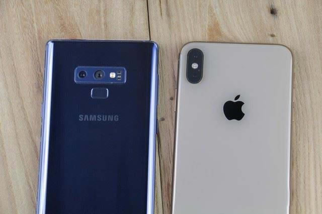 三星Note9和iPhone XS哪个值得买 苹果XS和三星Note9区别对比评测_手机评测_手机学院_本站