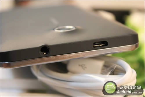 PPI�ߴ�441�ġ��Ե�����Ļ ���N003�ֻ�����