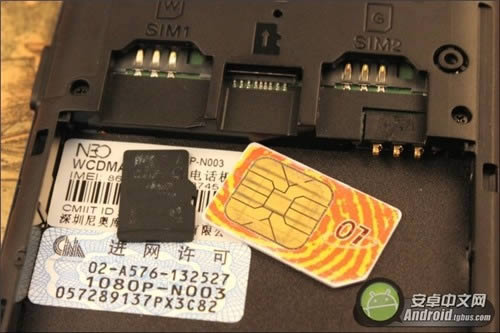 PPI�ߴ�441�ġ��Ե�����Ļ ���N003�ֻ�����