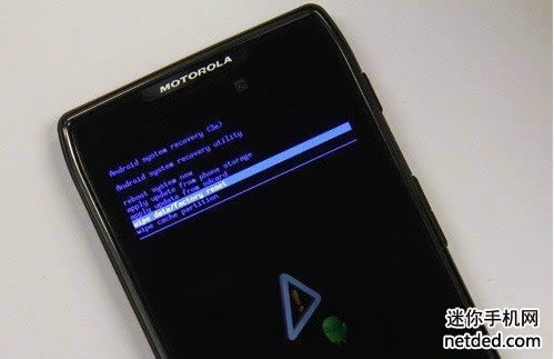 Ħ������ DROID RAZR HD (XT926) ͨ��RSD��ˢ�װ���ש ˢ���̳�