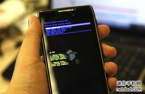 Ħ������ DROID RAZR HD (XT926) ͨ��RSD��ˢ�װ���ש ˢ���̳�