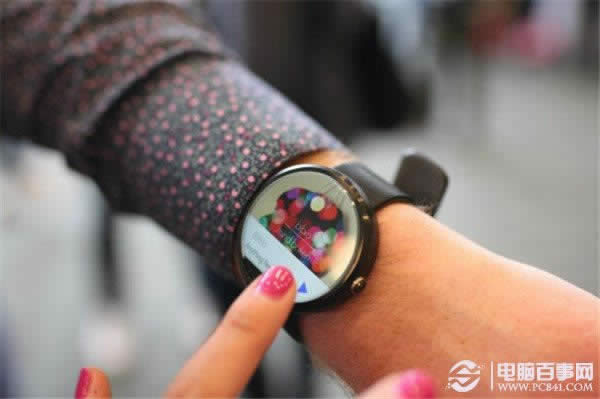 Apple WatchMoto 360ĸ Ա