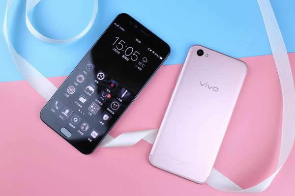 vivo X9玫瑰金与vivo X9 Plus星空灰比较评测_手机技巧