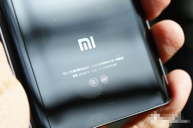 看似"错位"的较量 小米Note对比魅族MX4