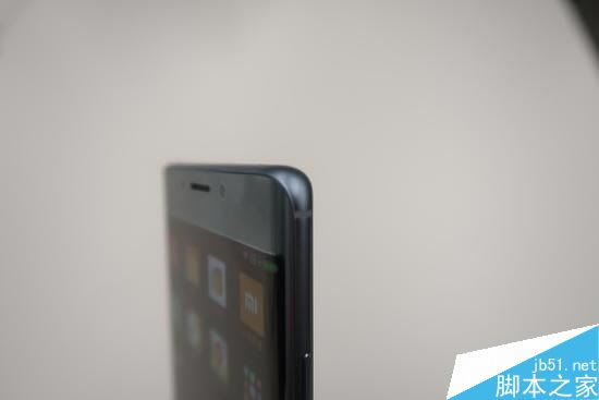 你更喜欢哪一款?小米Note 2亮黑和冰川银双色高清图赏_安卓手机_手机学院_本站