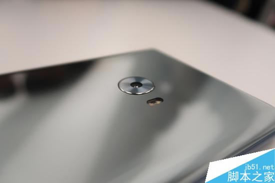 你更喜欢哪一款?小米Note 2亮黑和冰川银双色高清图赏_安卓手机_手机学院_本站