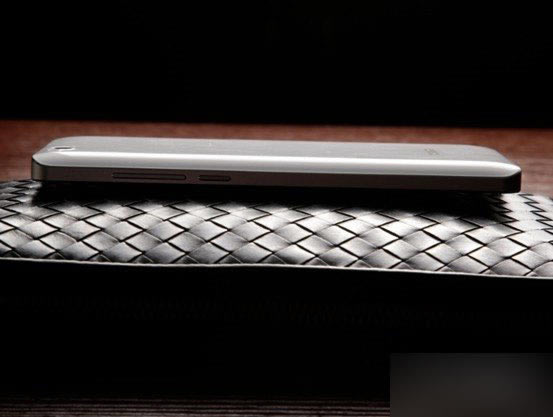 山寨小米Note现身:6000mAh电池/不到900块