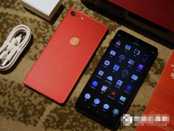 坚果Pro2和小米Note3哪个好看?ID设计外观对比