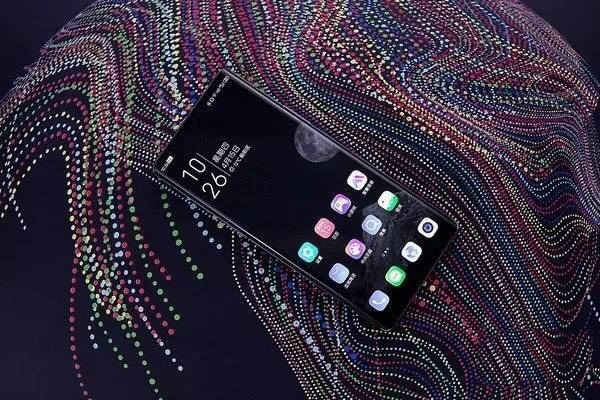 中兴axon30ultra和小米11pro哪个好 两款手机区别对比_手机评测_手机学院_本站
