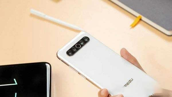 rog游戏手机5s和小米11u区别-rog5s和小米11u对比测评