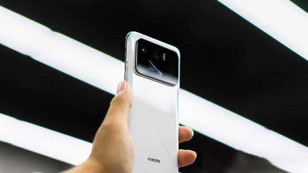 rog游戏手机5s和小米11u区别-rog5s和小米11u对比测评