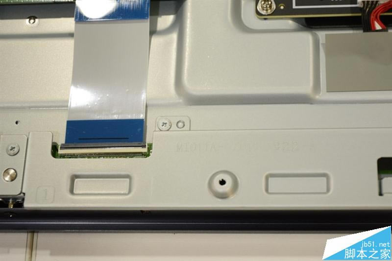 4999元业界良心!小米电视3真机拆解