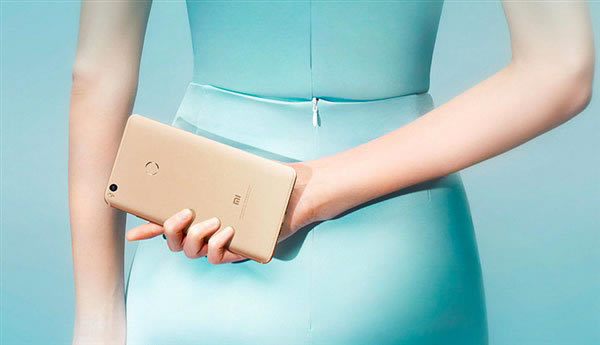 小米max3正式发布 6.9寸巨屏+5500mAh大电池 售价1699元起_手机资讯_手机学院_本站