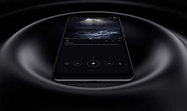 小米max3正式发布 6.9寸巨屏+5500mAh大电池 售价1699元起_手机资讯_手机学院_本站