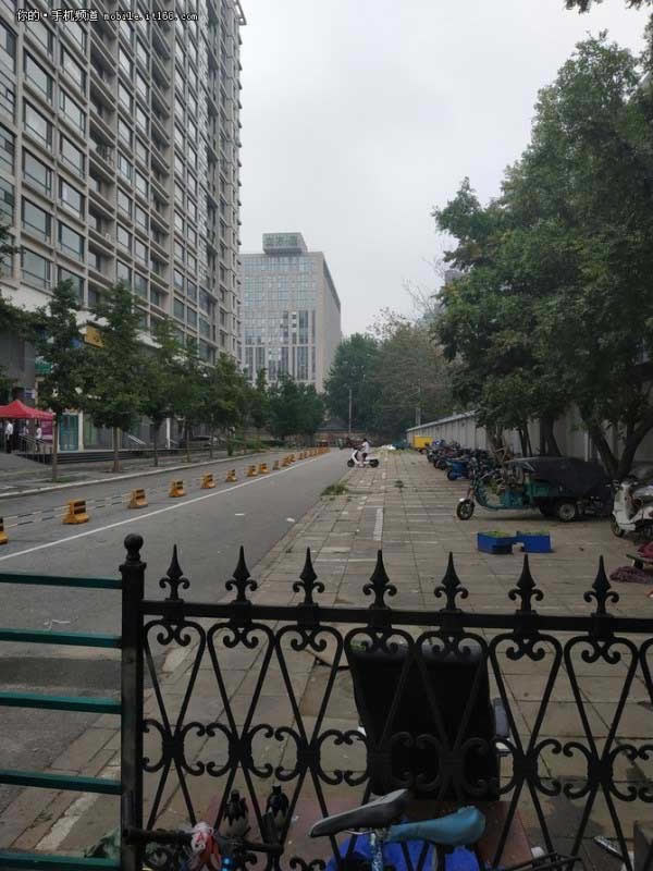 小米max3值得入手吗 小米max3全面详细评测_手机评测_手机学院_本站