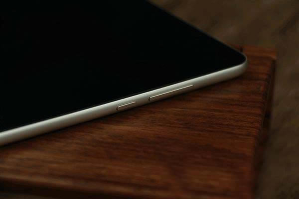 外形好看吗?1499元小米平板3香槟金开箱图赏_平板电脑_硬件教程_本站