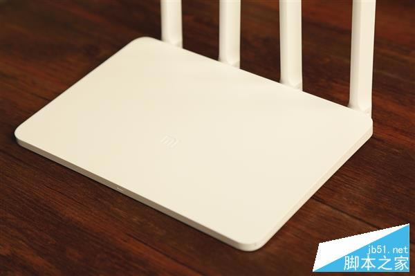 149元!小米路由器3开箱图赏:比iPhone 6还薄