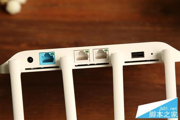 149元!小米路由器3开箱图赏:比iPhone 6还薄