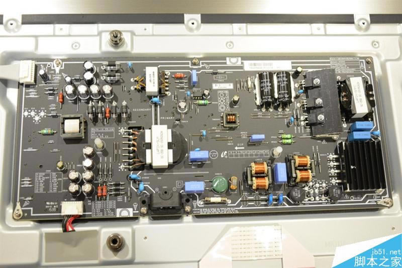 4999元业界良心!小米电视3真机拆解