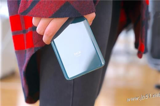 小米mix3怎么样?小米mix3和华为mate20区别对比全面评测_手机评测_手机学院_本站