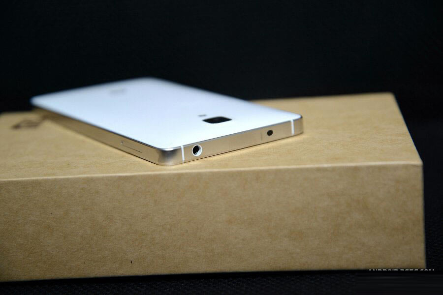 ������!��ɫ��С���ֻ�4�ƶ�4G�濪��ͼ��_��׿�ֻ�_�ֻ�ѧԺ_��վ