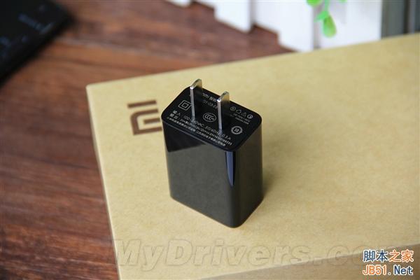 �ڵ�Ư������ɫ��С���ֻ�4ͼ�ͣ���Ȼ����