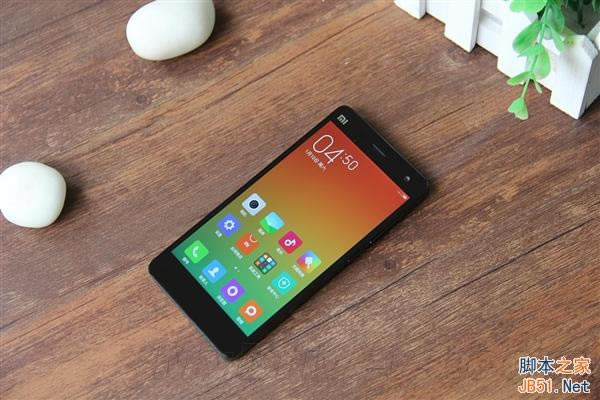 �ڵ�Ư������ɫ��С���ֻ�4ͼ�ͣ���Ȼ����