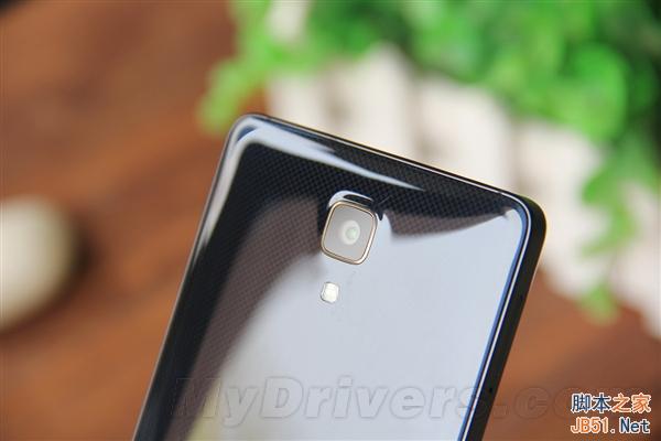 �ڵ�Ư������ɫ��С���ֻ�4ͼ�ͣ���Ȼ����