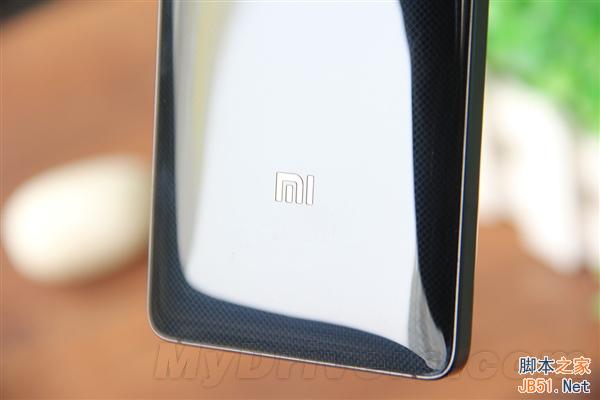 �ڵ�Ư������ɫ��С���ֻ�4ͼ�ͣ���Ȼ����