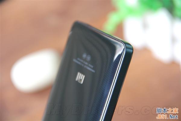 �ڵ�Ư������ɫ��С���ֻ�4ͼ�ͣ���Ȼ����