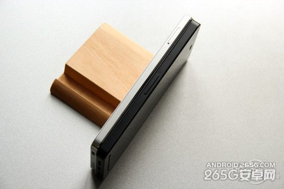 ��������������ص�С��4�Աȴ����ֻ�