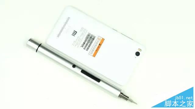 小米4i做工如何?小米4i拆机详细图文_安卓手机_手机学院_本站