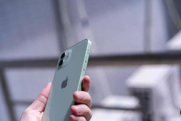 С��mix4��iPhone12�Ŀ�� С��mix4��iPhone12����Ա�_�ֻ�����_�ֻ�ѧԺ_��վ