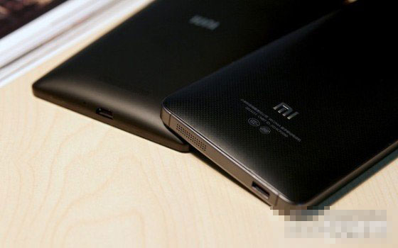 IUNI U3对比小米4