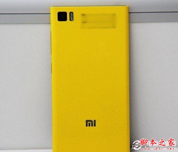 小米3背面外观