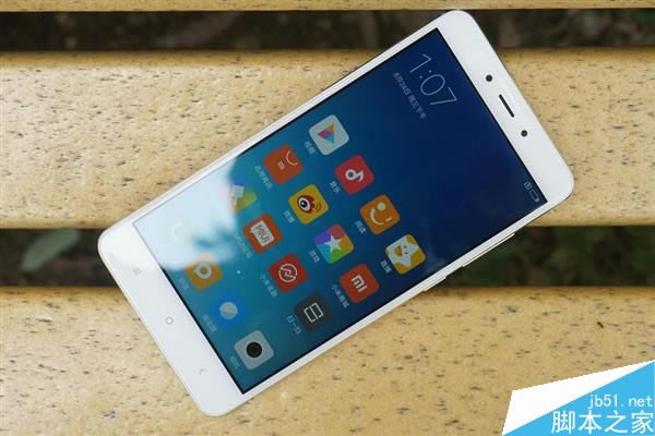 红米Note 4金色、银色图赏:漂亮金属机!