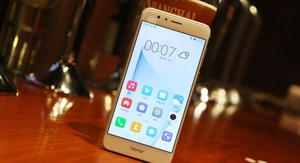 荣耀8和小米5哪个好?小米5与荣耀8区别对比