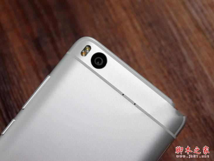 小米5/5s/5splus和小米5c哪个好?小米5/5s/5splus和小米5c详细区别对比评测