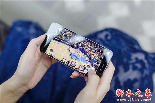 小米5尊享版/魅族PRO 6/乐Max 2详细深度区别对比评测:谁更胜一筹?_手机评测_手机学院_本站