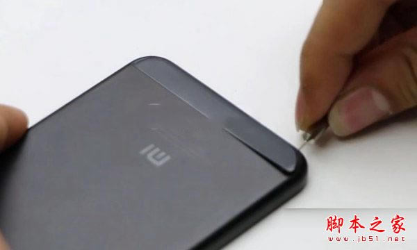 小米5C后盖怎么打开?小米5c拆解更换后盖图文教程