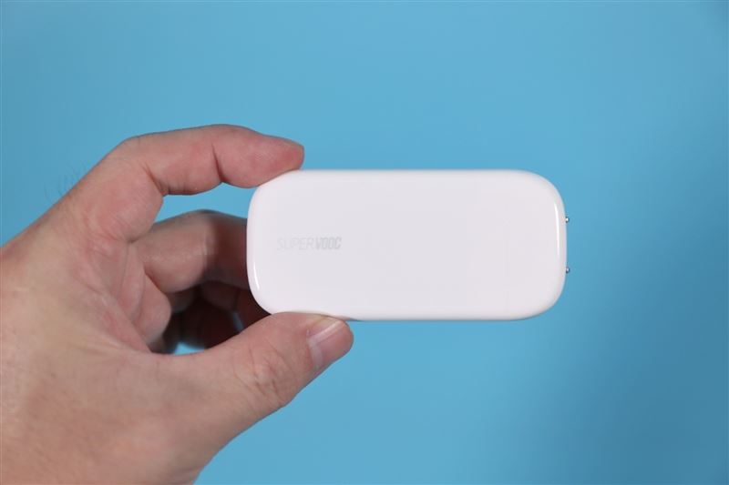 OPPO 50W超闪饼干充电器好用吗 OPPO 50W超闪饼干充电器使用体验_硬件综合_硬件教程_本站