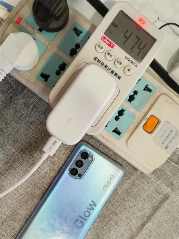OPPO 50W超闪饼干充电器好用吗 OPPO 50W超闪饼干充电器使用体验_硬件综合_硬件教程_本站