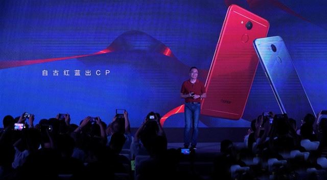 荣耀V9 play和红米Note5A买哪个好?荣耀V9play与红米Note5A全面对比深度评测